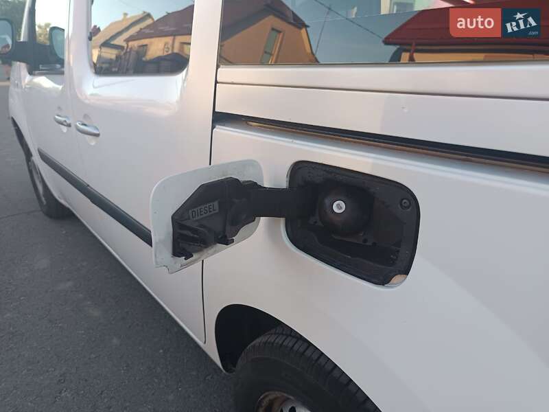 Минивэн Renault Kangoo 2014 в Дубно