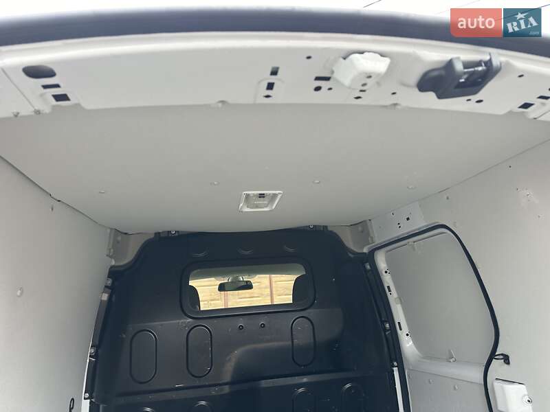 Вантажний фургон Renault Kangoo 2019 в Хмельницькому