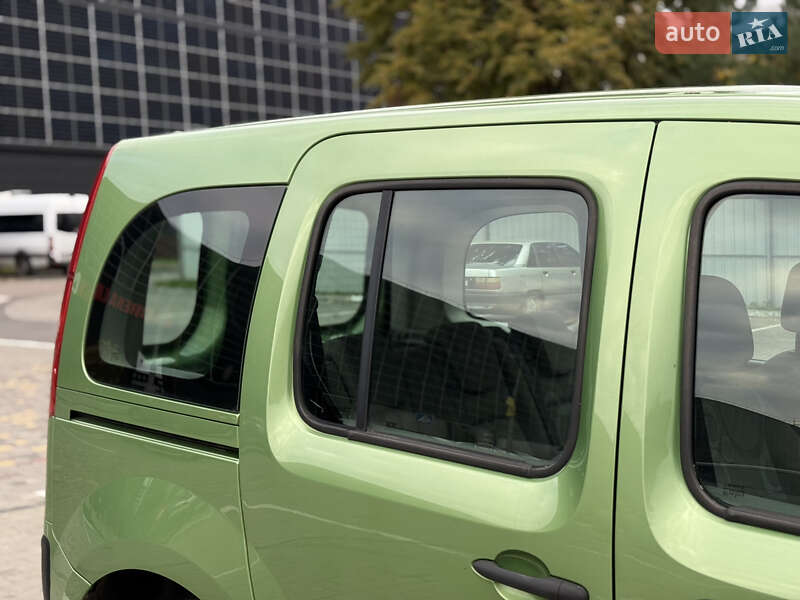 Мінівен Renault Kangoo 2009 в Луцьку