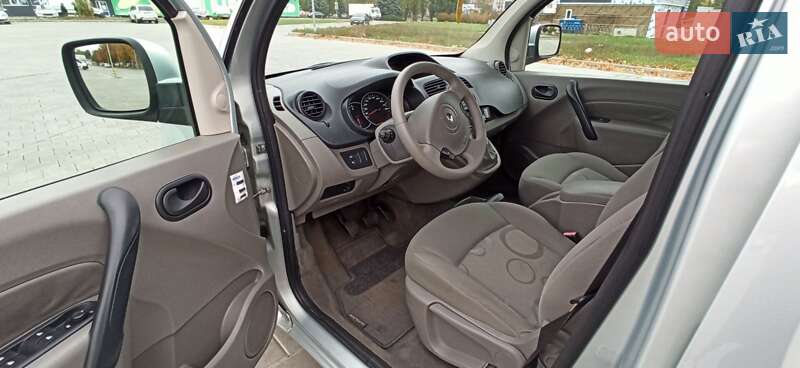 Минивэн Renault Kangoo 2009 в Черкассах