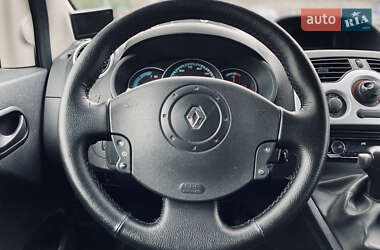 Мінівен Renault Kangoo 2012 в 