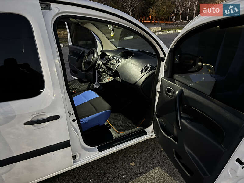 Вантажний фургон Renault Kangoo 2013 в Запоріжжі фото 10 Вантажний фургон Renault Kangoo 2013 в Запоріжжі