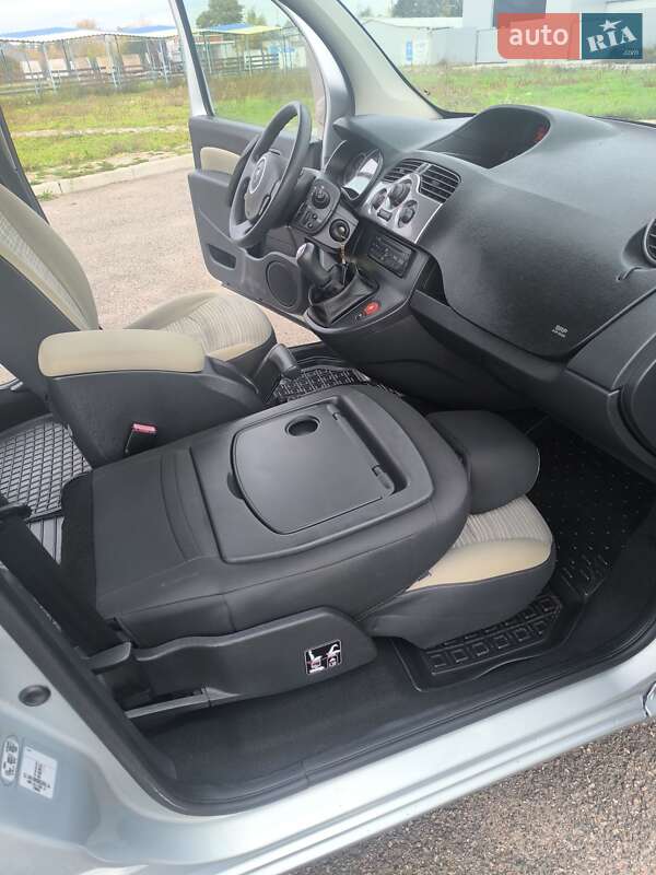 Мінівен Renault Kangoo 2012 в Черкасах фото 27 Мінівен Renault Kangoo 2012 в Черкасах