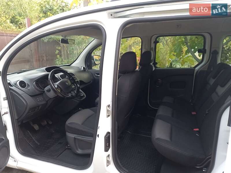 Минивэн Renault Kangoo 2017 в Киеве