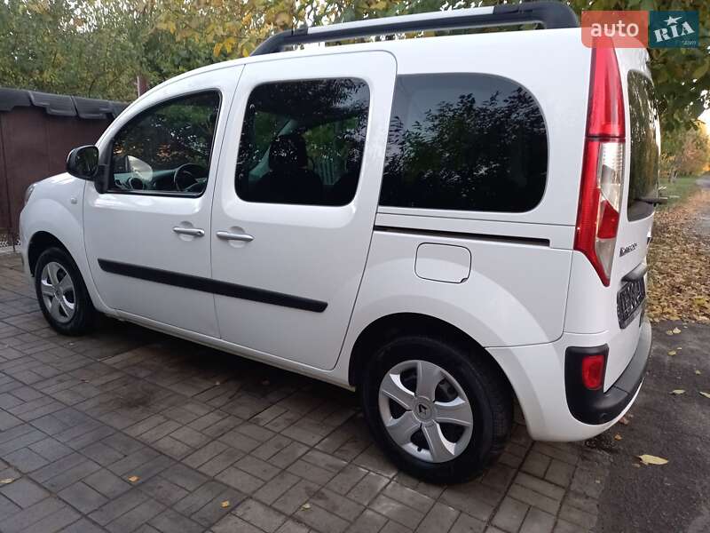 Минивэн Renault Kangoo 2017 в Киеве
