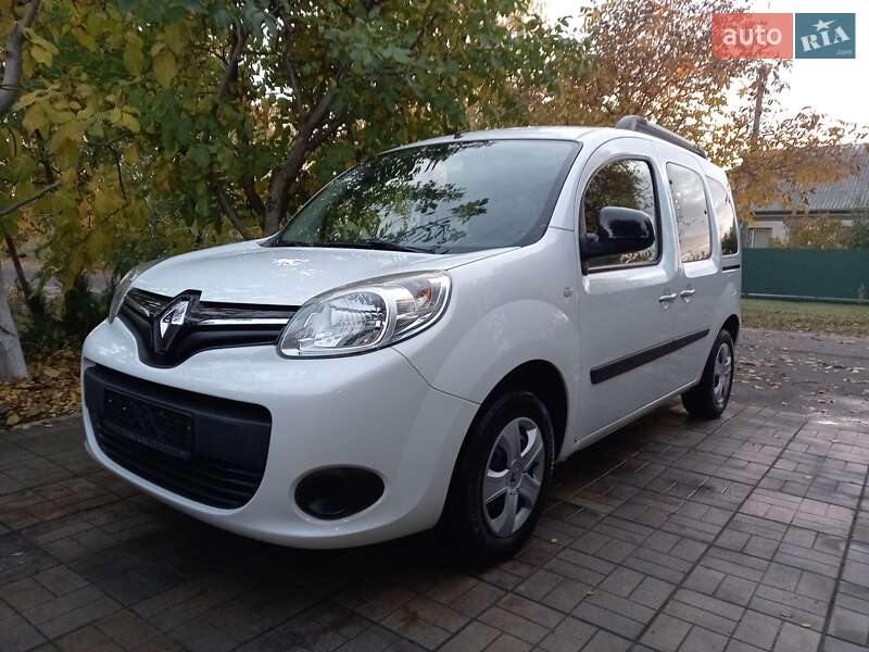 Минивэн Renault Kangoo 2017 в Киеве