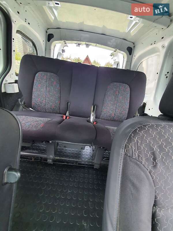 Минивэн Renault Kangoo 2012 в Боярке фото 7 Минивэн Renault Kangoo 2012 в Боярке