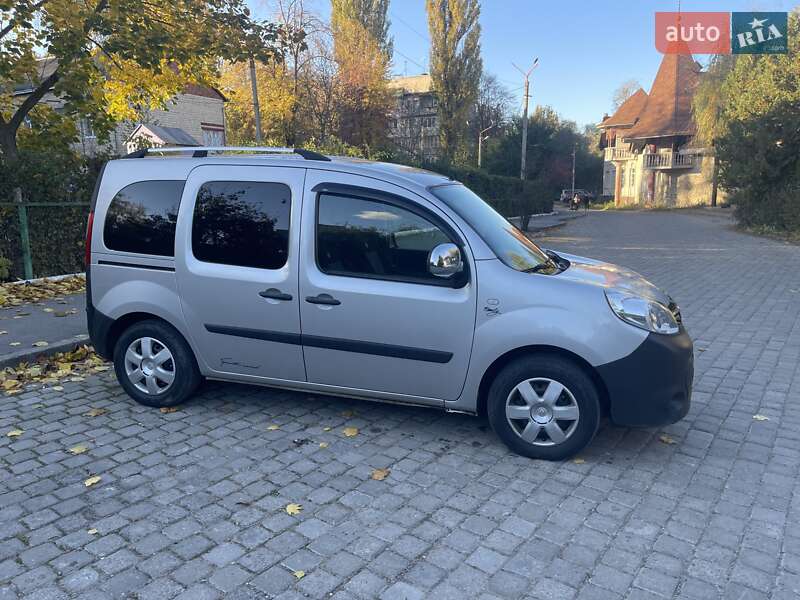 Минивэн Renault Kangoo 2016 в Черновцах