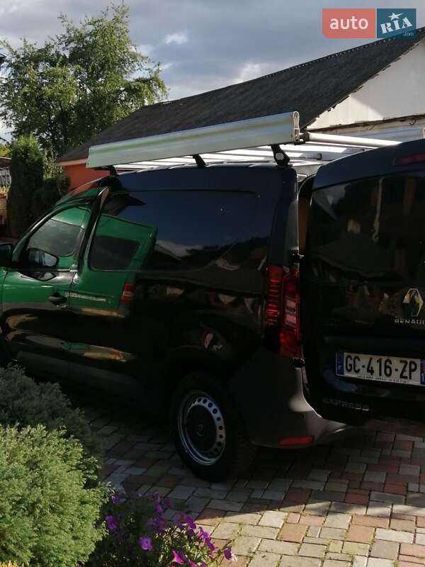 Грузовой фургон Renault Kangoo 2021 в Умани