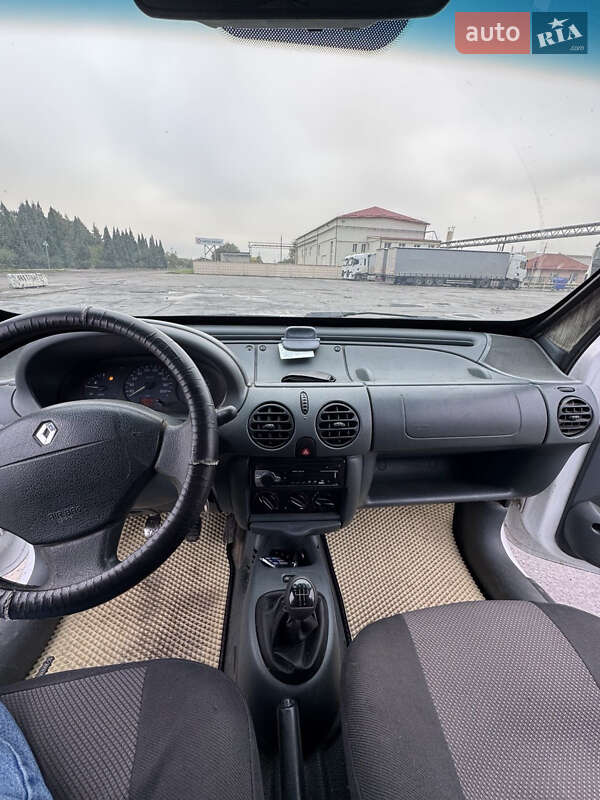 Вантажний фургон Renault Kangoo 2000 в Кам'янці-Бузькій фото 13 Вантажний фургон Renault Kangoo 2000 в Кам'янці-Бузькій