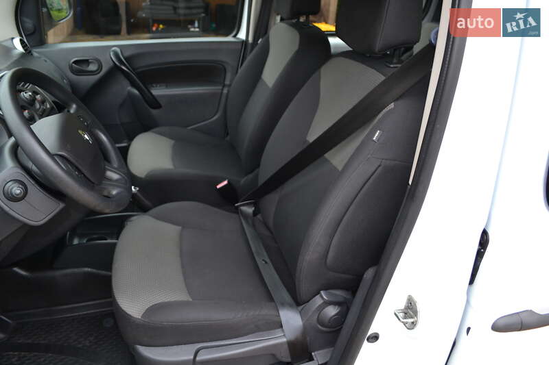 Минивэн Renault Kangoo 2019 в Киеве фото 15 Минивэн Renault Kangoo 2019 в Киеве