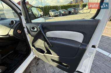 Минивэн Renault Kangoo 2015 в 
