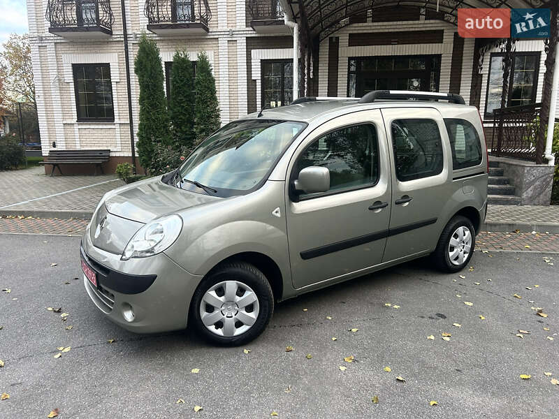 Минивэн Renault Kangoo 2011 в Виннице