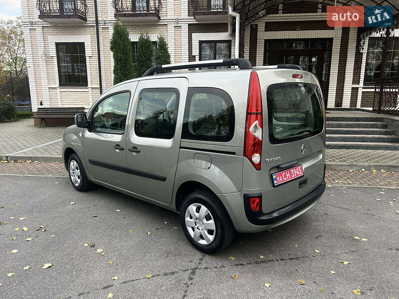 Минивэн Renault Kangoo 2011 в Виннице