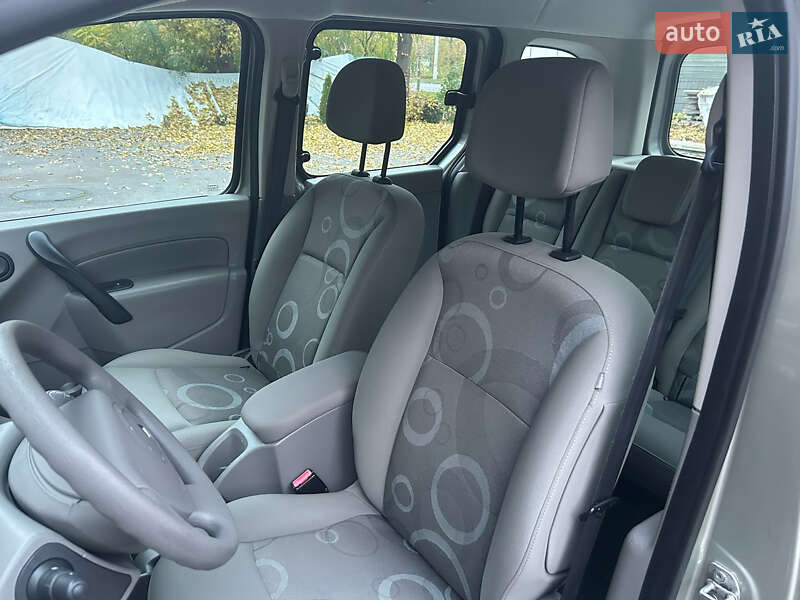 Минивэн Renault Kangoo 2011 в Виннице