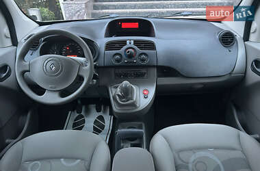 Минивэн Renault Kangoo 2011 в 