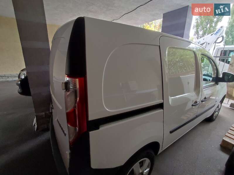 Вантажний фургон Renault Kangoo 2017 в Києві фото 2 Вантажний фургон Renault Kangoo 2017 в Києві