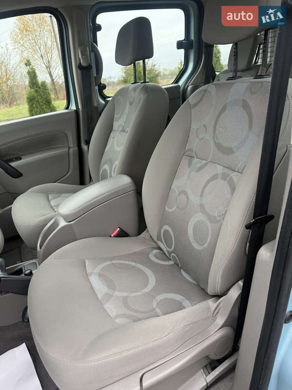 Минивэн Renault Kangoo 2010 в Березане фото 26 Минивэн Renault Kangoo 2010 в Березане