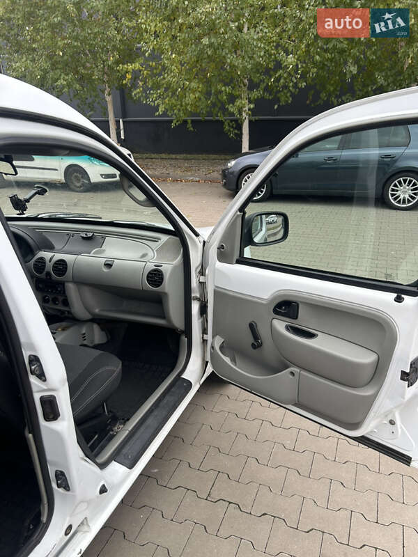 Минивэн Renault Kangoo 2003 в Белой Церкви фото 18 Минивэн Renault Kangoo 2003 в Белой Церкви