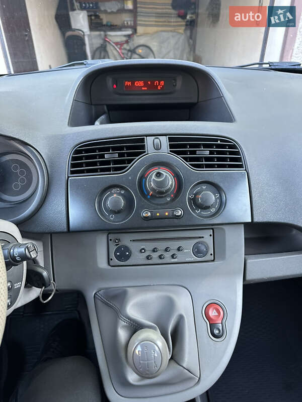 Минивэн Renault Kangoo 2008 в Ивано-Франковске