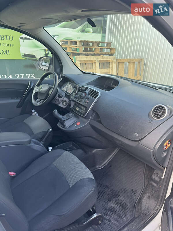 Вантажний фургон Renault Kangoo 2018 в Чернівцях фото 2 Вантажний фургон Renault Kangoo 2018 в Чернівцях