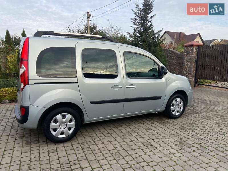 Мінівен Renault Kangoo 2013 в Луцьку