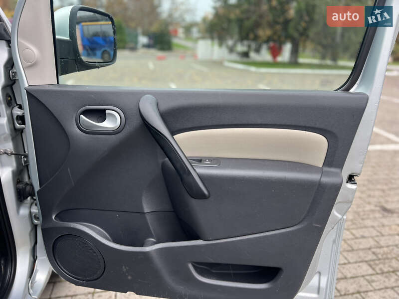 Минивэн Renault Kangoo 2011 в Луцке фото 13 Минивэн Renault Kangoo 2011 в Луцке