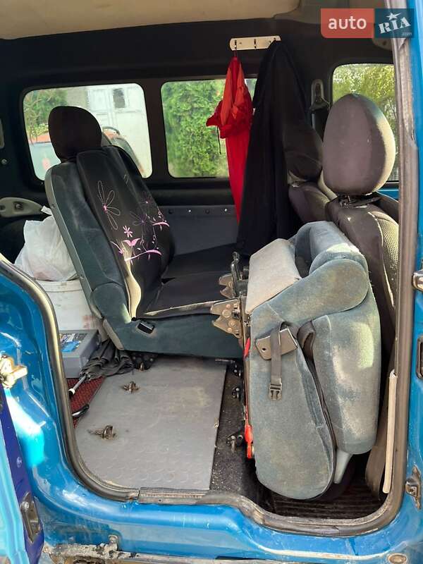 Вантажний фургон Renault Kangoo 2005 в Чернівцях фото 10 Вантажний фургон Renault Kangoo 2005 в Чернівцях