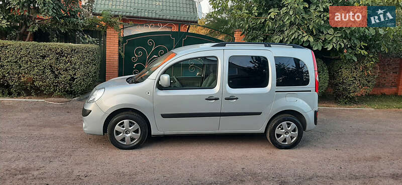 Мінівен Renault Kangoo 2009 в Чернігові фото 3 Мінівен Renault Kangoo 2009 в Чернігові