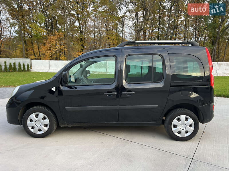 Минивэн Renault Kangoo 2009 в Луцке