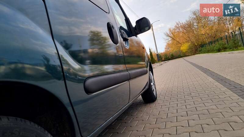 Мінівен Renault Kangoo 1998 в Луцьку фото 21 Мінівен Renault Kangoo 1998 в Луцьку