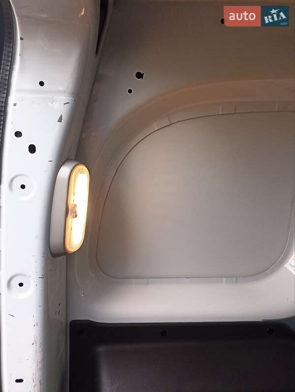 Грузовой фургон Renault Kangoo 2020 в Виннице фото 20 Грузовой фургон Renault Kangoo 2020 в Виннице