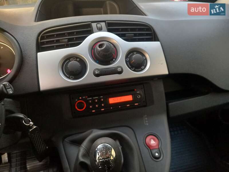 Мінівен Renault Kangoo 2011 в Звенигородці