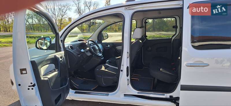 Мінівен Renault Kangoo 2014 в Новоархангельську фото 12 Мінівен Renault Kangoo 2014 в Новоархангельську