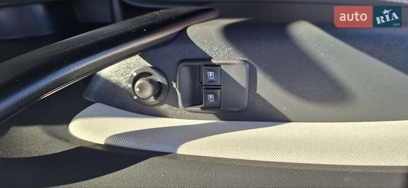 Мінівен Renault Kangoo 2014 в Новоархангельську фото 34 Мінівен Renault Kangoo 2014 в Новоархангельську