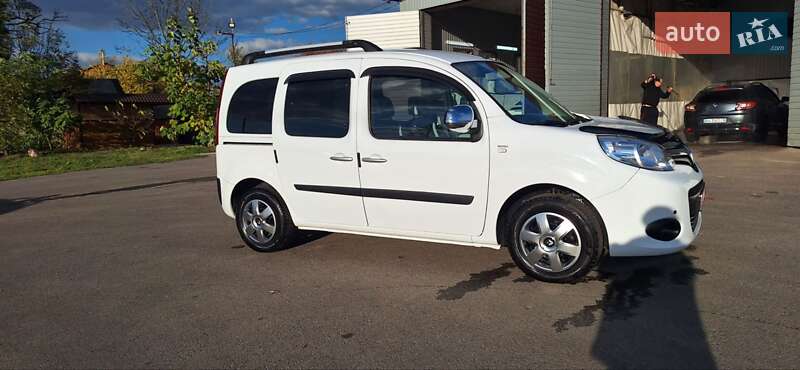 Мінівен Renault Kangoo 2014 в Новоархангельську фото 129 Мінівен Renault Kangoo 2014 в Новоархангельську