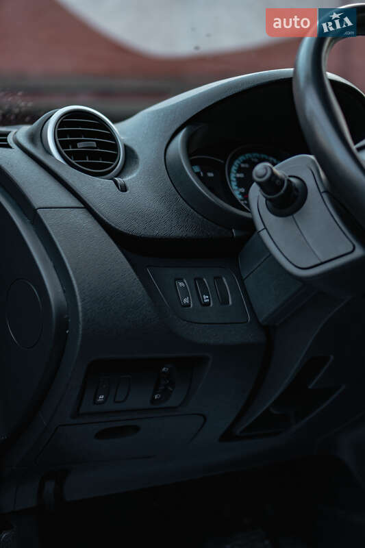 Мінівен Renault Kangoo 2018 в Бурштині фото 32 Мінівен Renault Kangoo 2018 в Бурштині