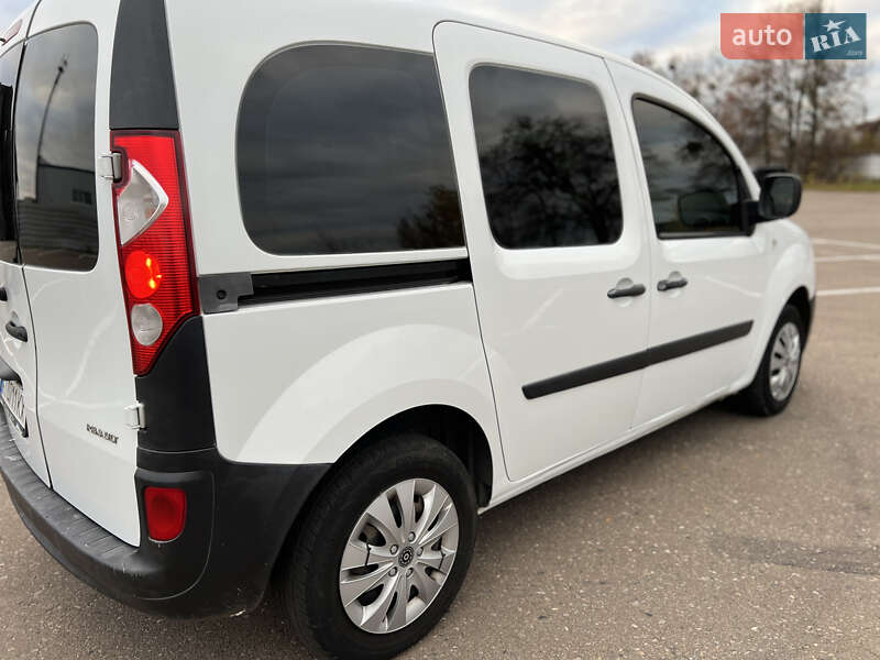 Минивэн Renault Kangoo 2011 в Ровно