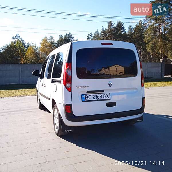 Мінівен Renault Kangoo 2012 в Новояворівську