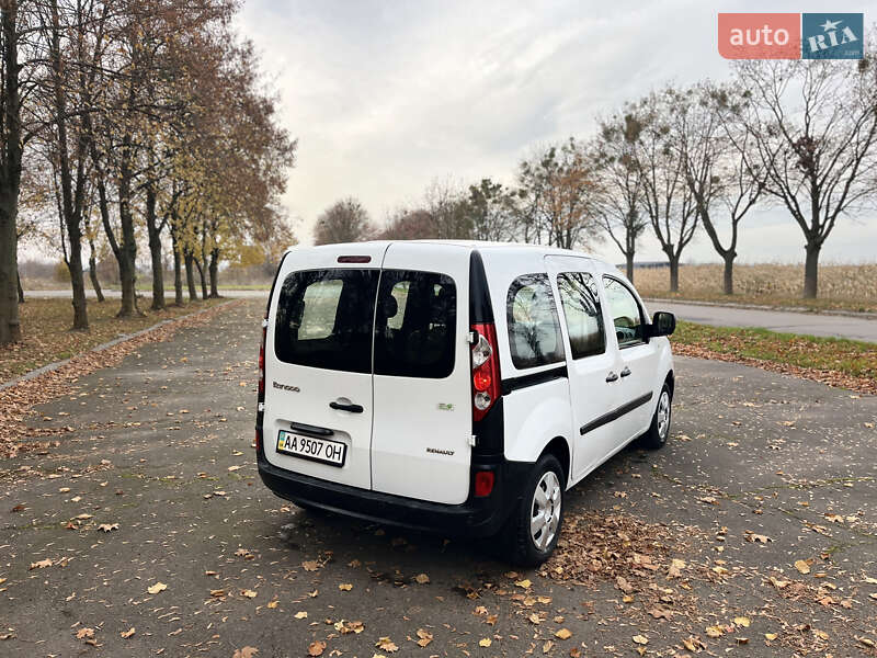 Минивэн Renault Kangoo 2011 в Владимире