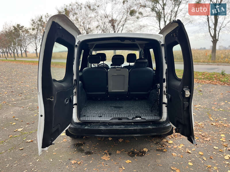 Минивэн Renault Kangoo 2011 в Владимире