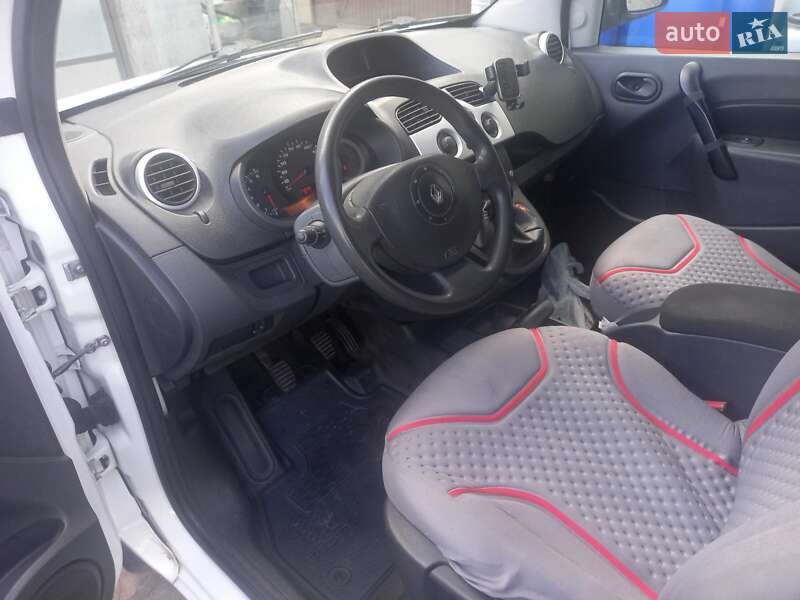 Мінівен Renault Kangoo 2012 в Мукачевому