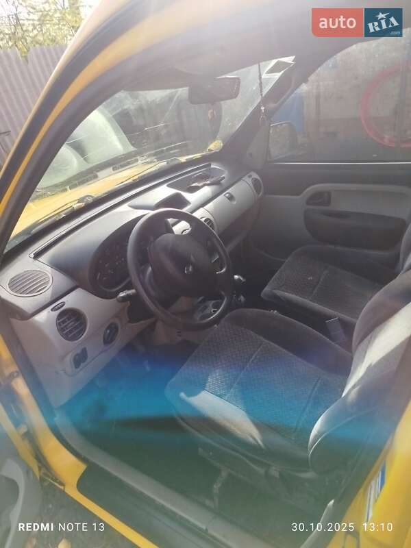 Минивэн Renault Kangoo 2004 в Хороле