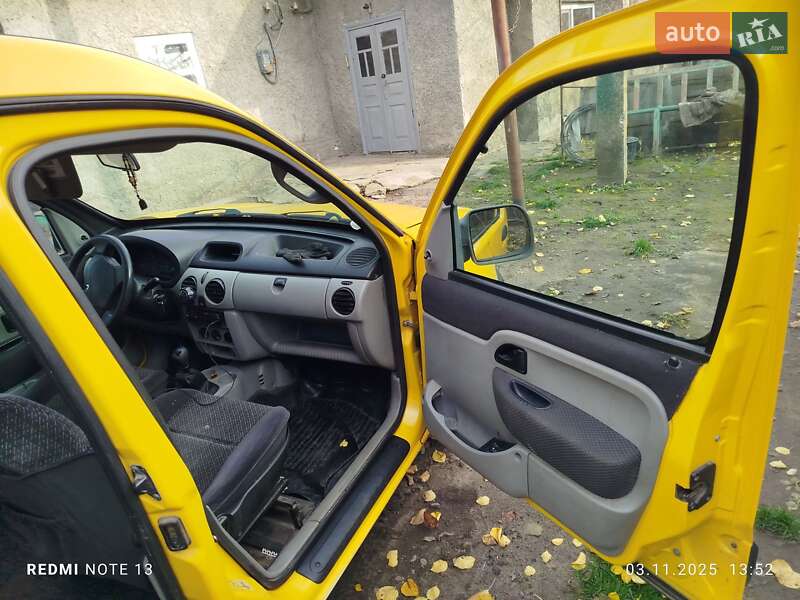 Минивэн Renault Kangoo 2004 в Хороле