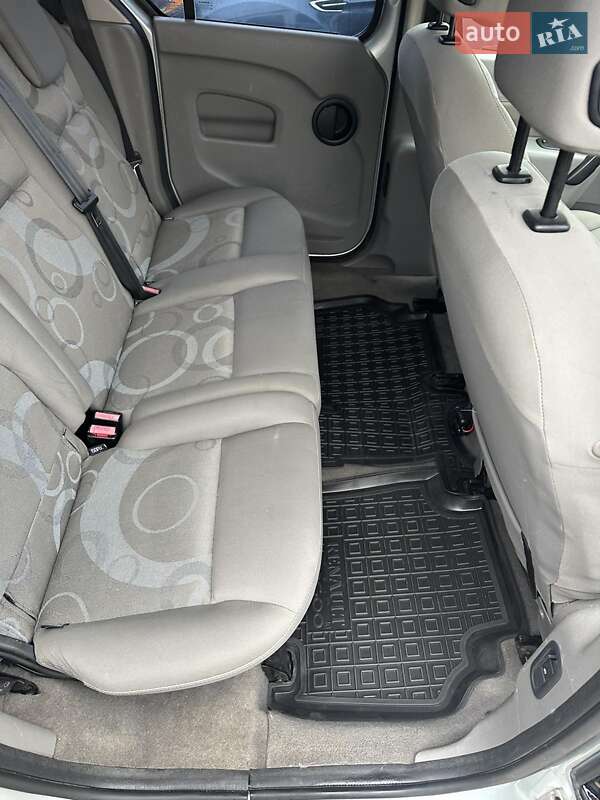 Минивэн Renault Kangoo 2008 в Теофиполе фото 12 Минивэн Renault Kangoo 2008 в Теофиполе