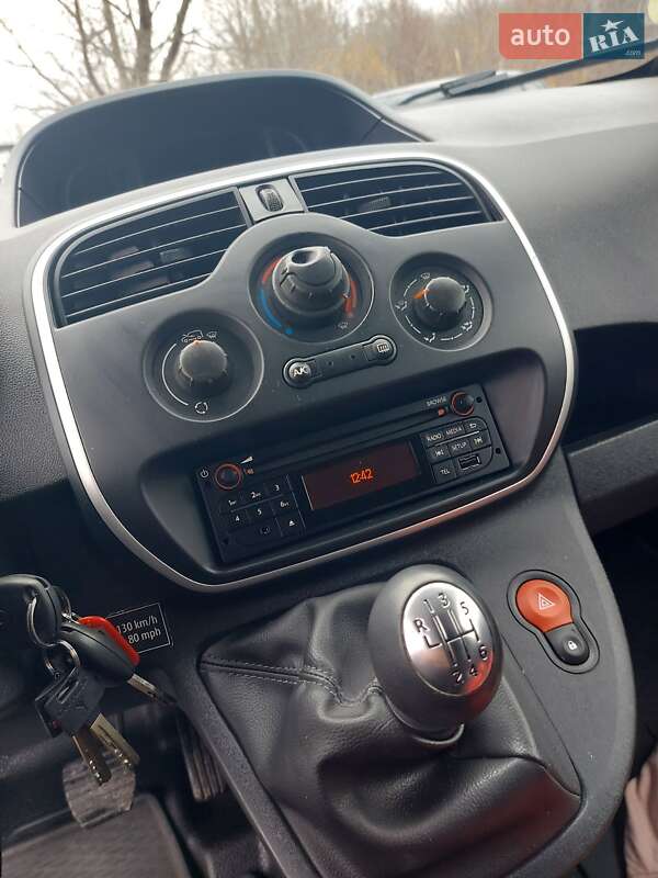 Грузовой фургон Renault Kangoo 2020 в Млинове фото 32 Грузовой фургон Renault Kangoo 2020 в Млинове
