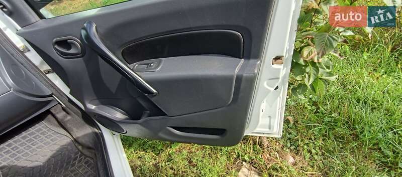 Вантажний фургон Renault Kangoo 2013 в Сумах фото 6 Вантажний фургон Renault Kangoo 2013 в Сумах