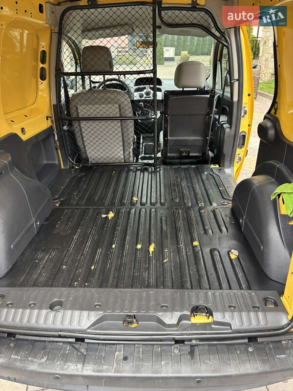 Вантажний фургон Renault Kangoo 2012 в Тернополі фото 9 Вантажний фургон Renault Kangoo 2012 в Тернополі