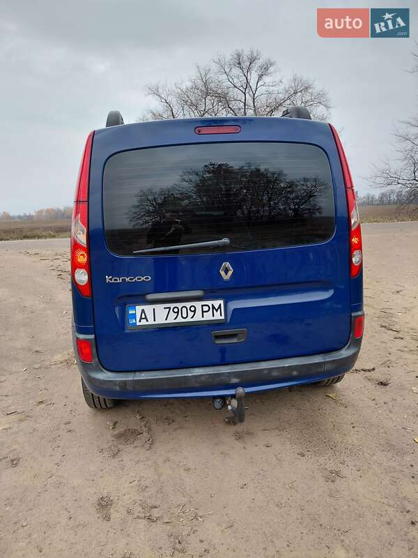 Минивэн Renault Kangoo 2010 в Барышевке