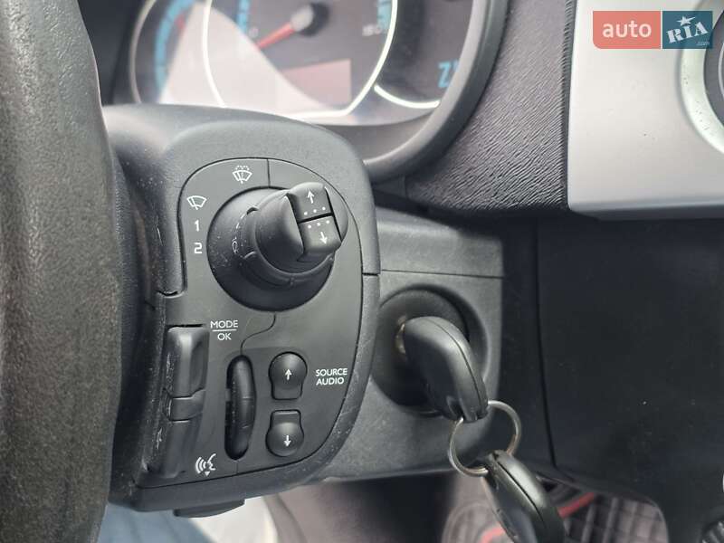 Вантажний фургон Renault Kangoo 2012 в Тернополі